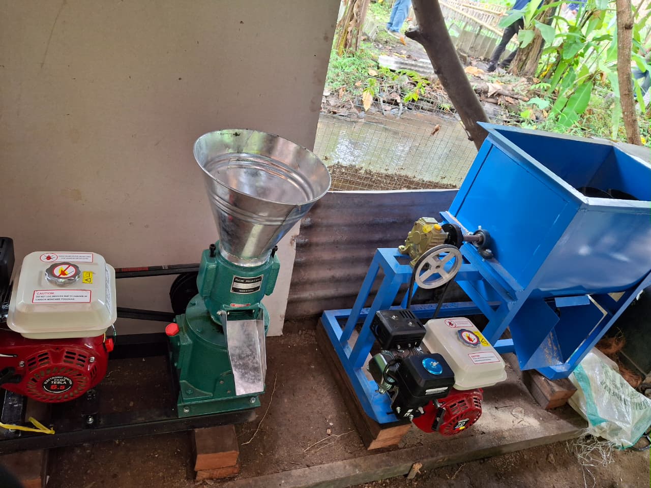 Mesin Pengolah Pakan